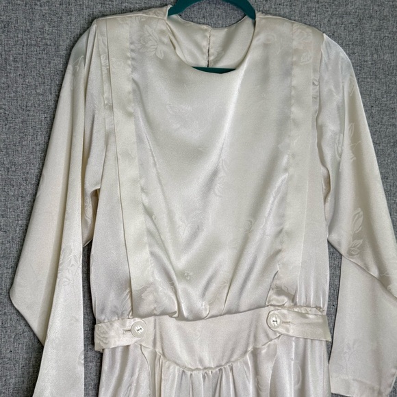 Dresses & Skirts - Vintage 80s Cream Maxi Long-Sleeve Satin Dress Size M/L Wedding Cottagecore
